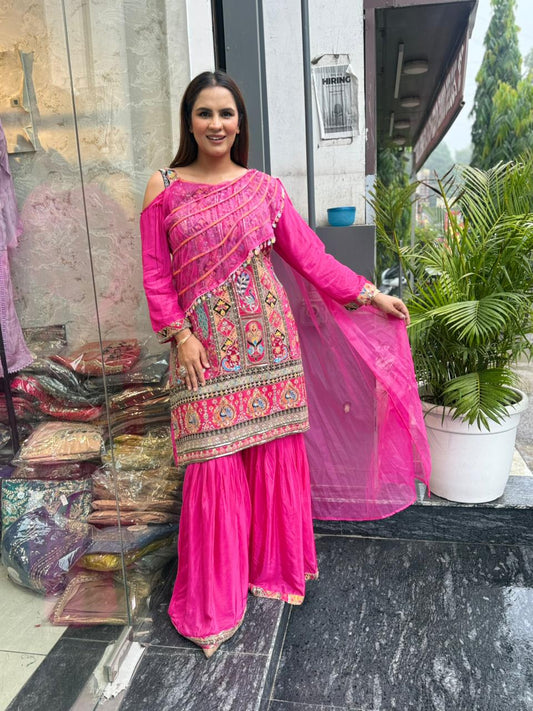 Beautiful Crape shirt with attached Dupatta PC1973