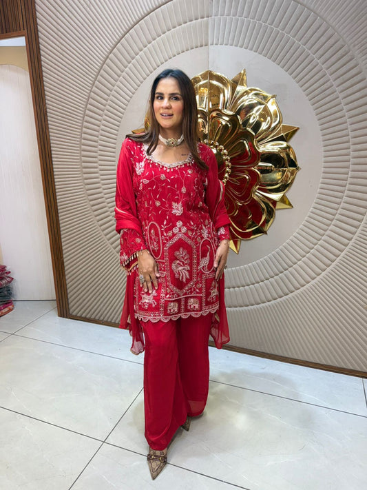 Elegant Red Suit PC2001