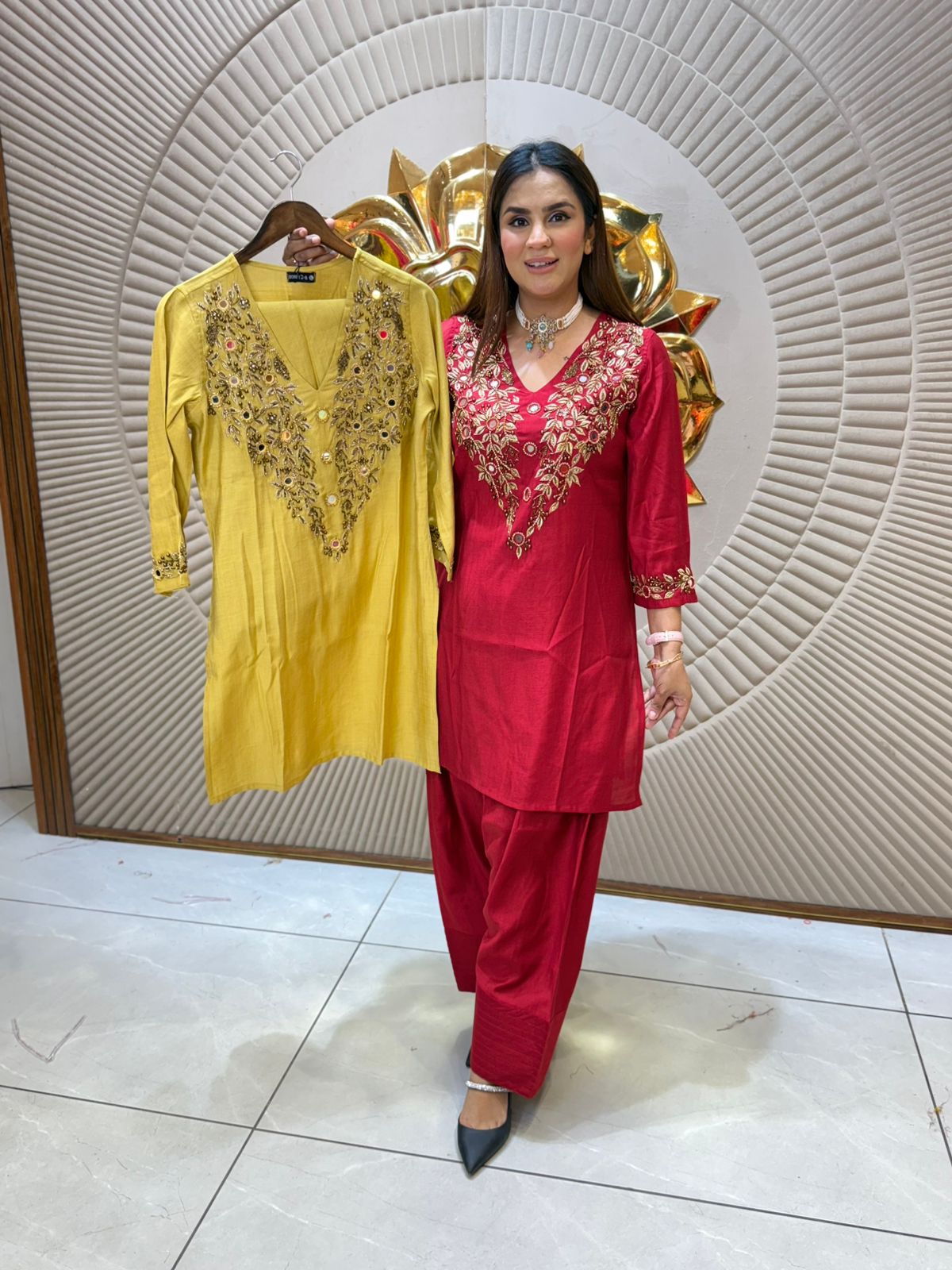 Beautiful V-neck Suit PC2094