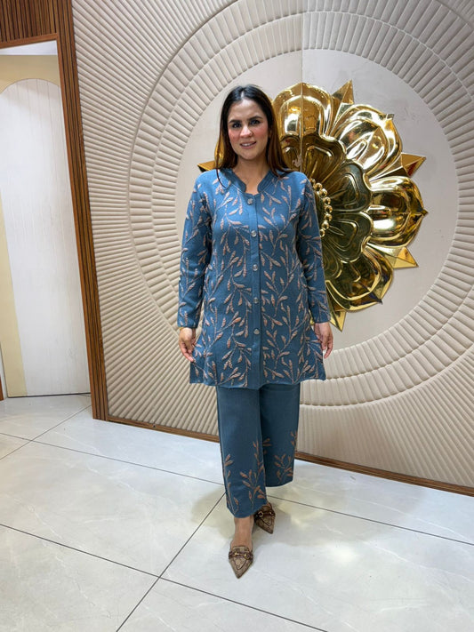 Beautiful Cordset With Leaf Embroidery Pattern PC2138