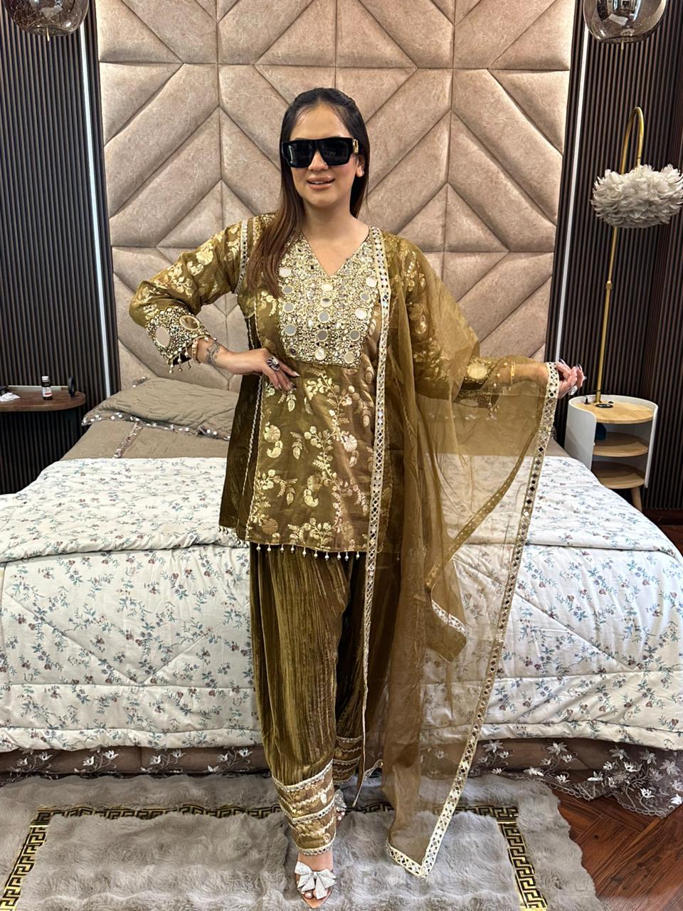 Stunning Party Wear Velvet Suit PC2214