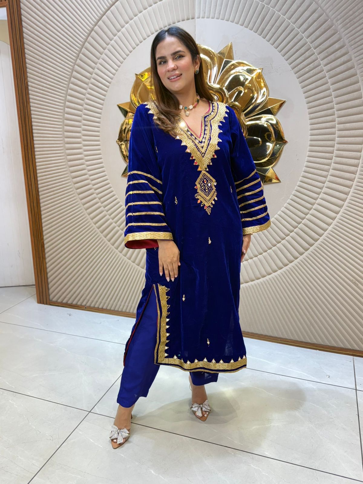 Elegant Long Velvet Dress PC2228