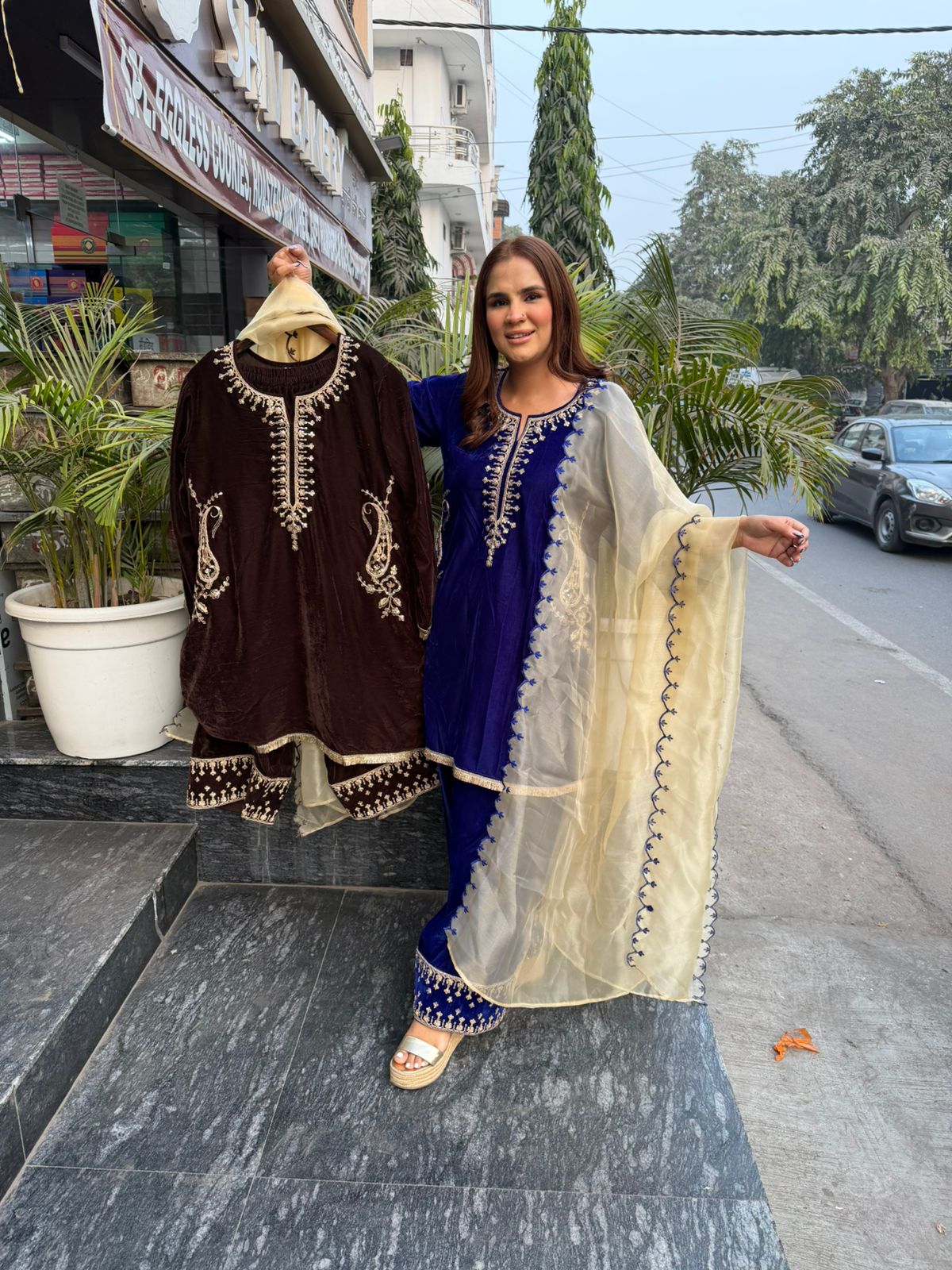 Elegant Velvet Suit PC2267