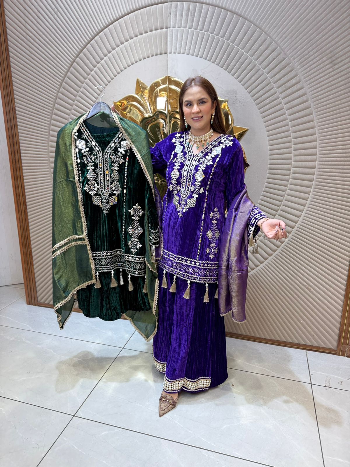 Elegant Suit With Lace Work PC2286