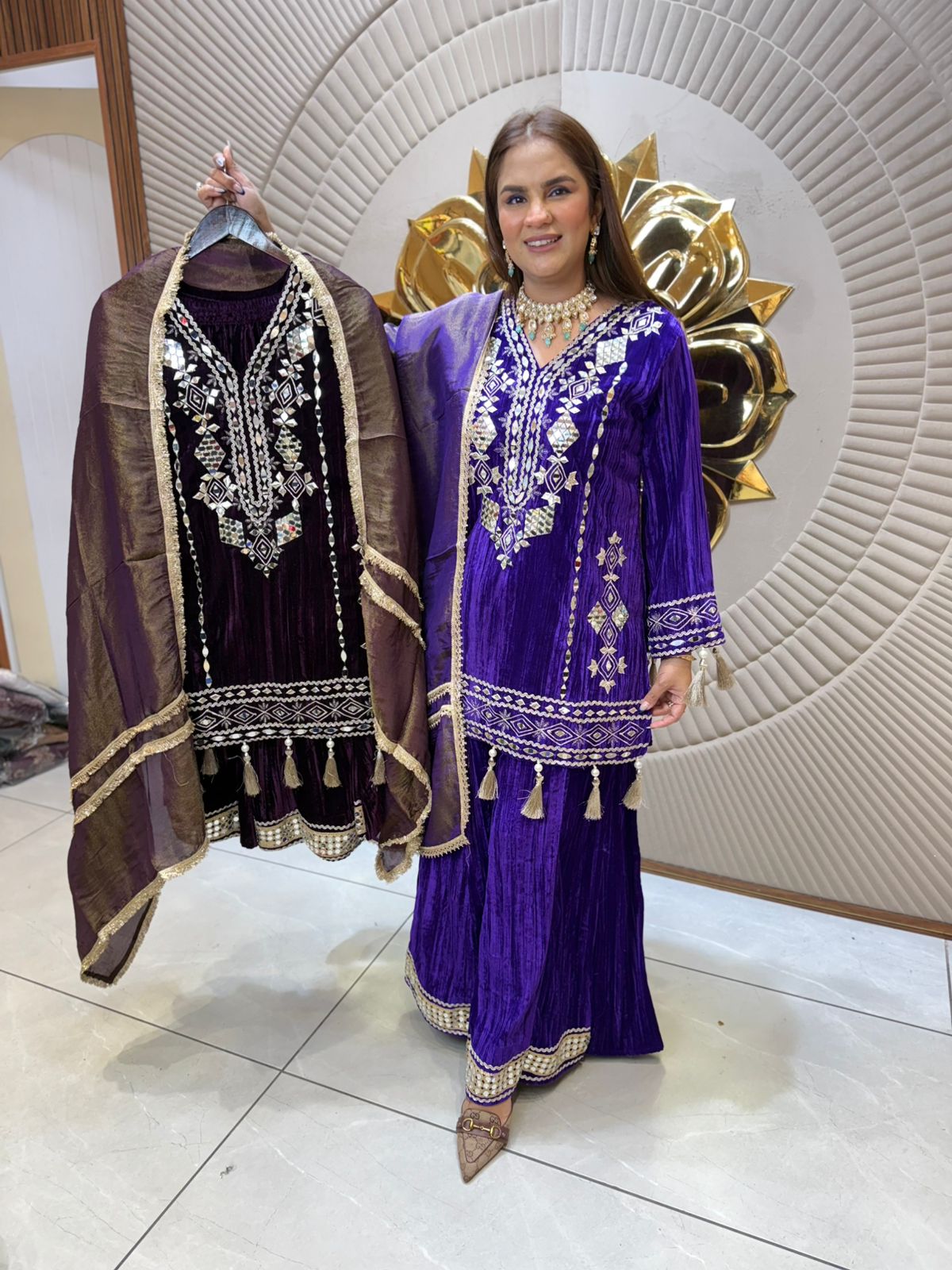 Elegant Suit With Lace Work PC2286