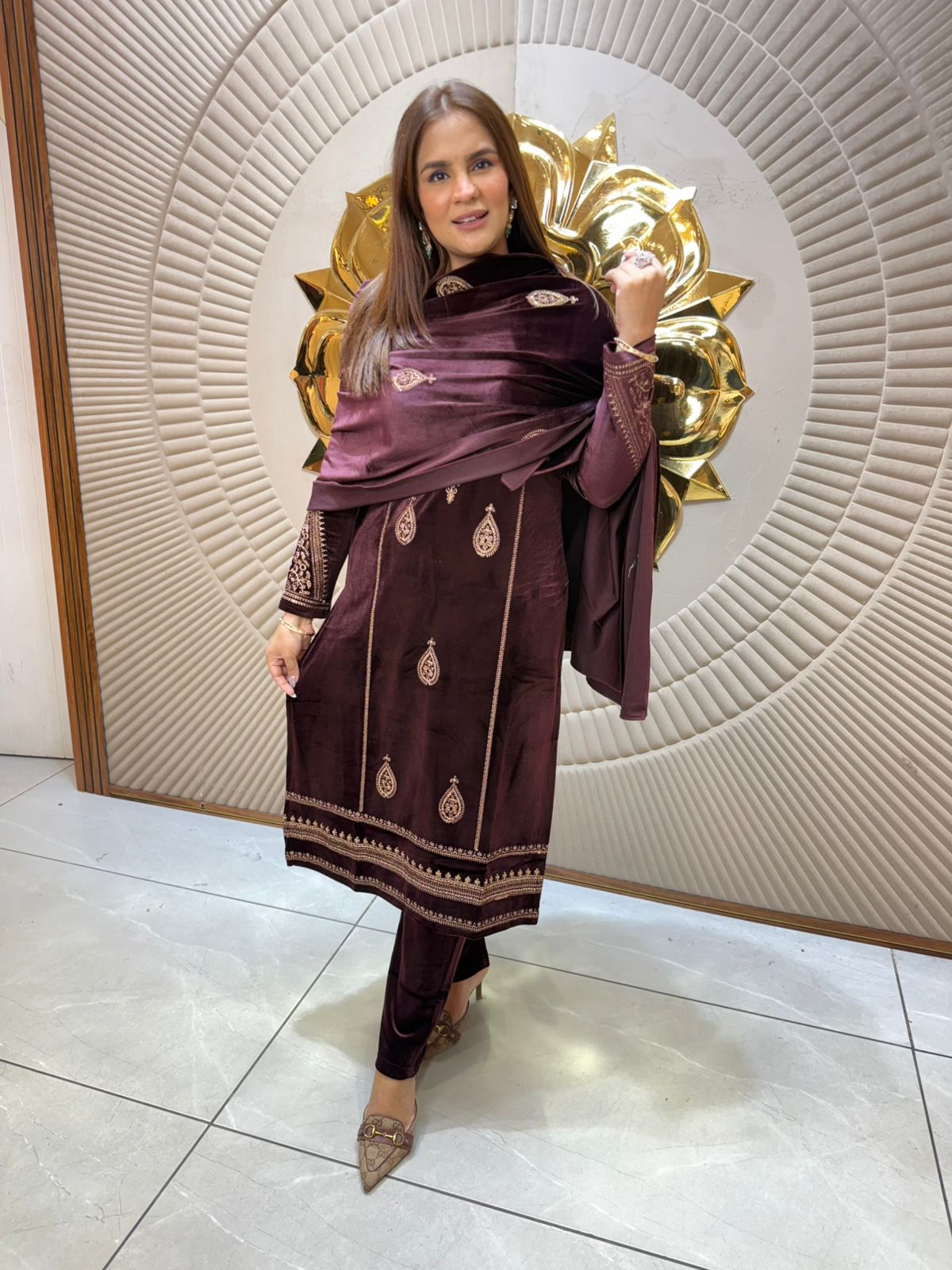 Elegant Winter Wear Suit PC2291