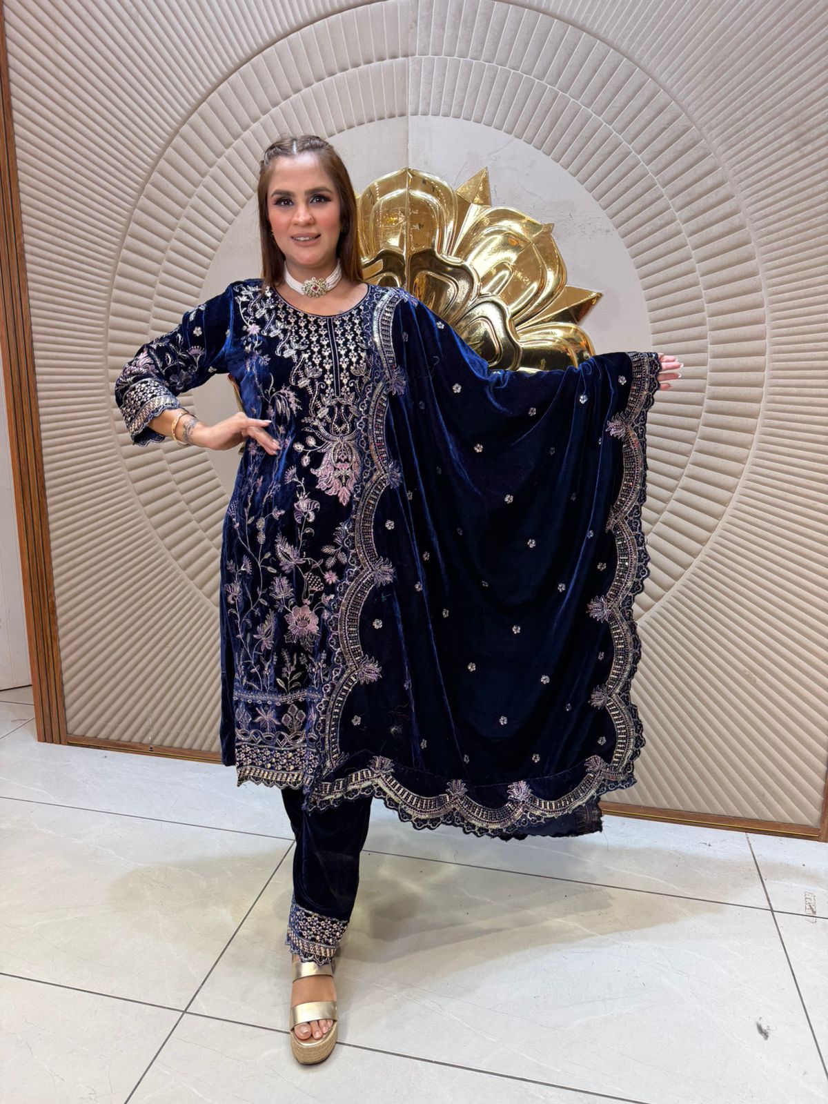 Elegant Velvet work suit PC2325