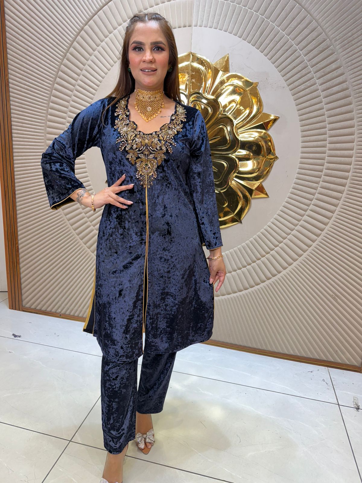 Beautiful Velvet Suit PC2328