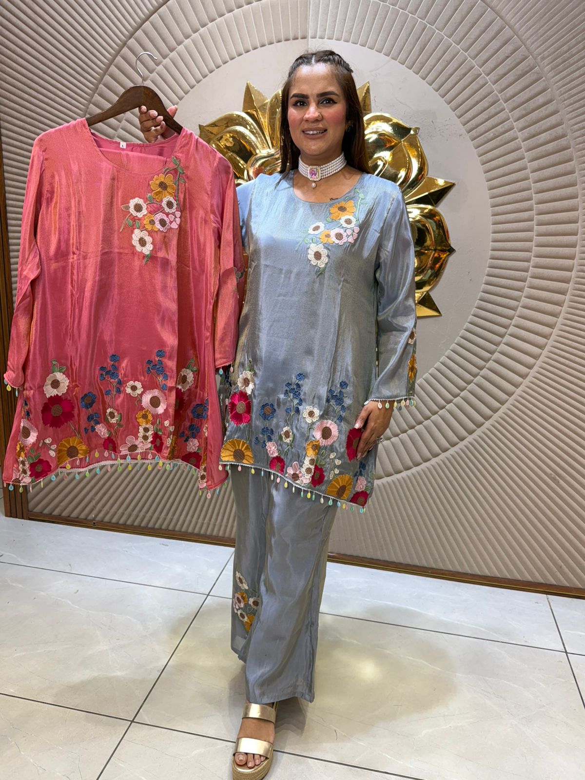 Comfortable Cordset With Embroidered Flowers PC2338