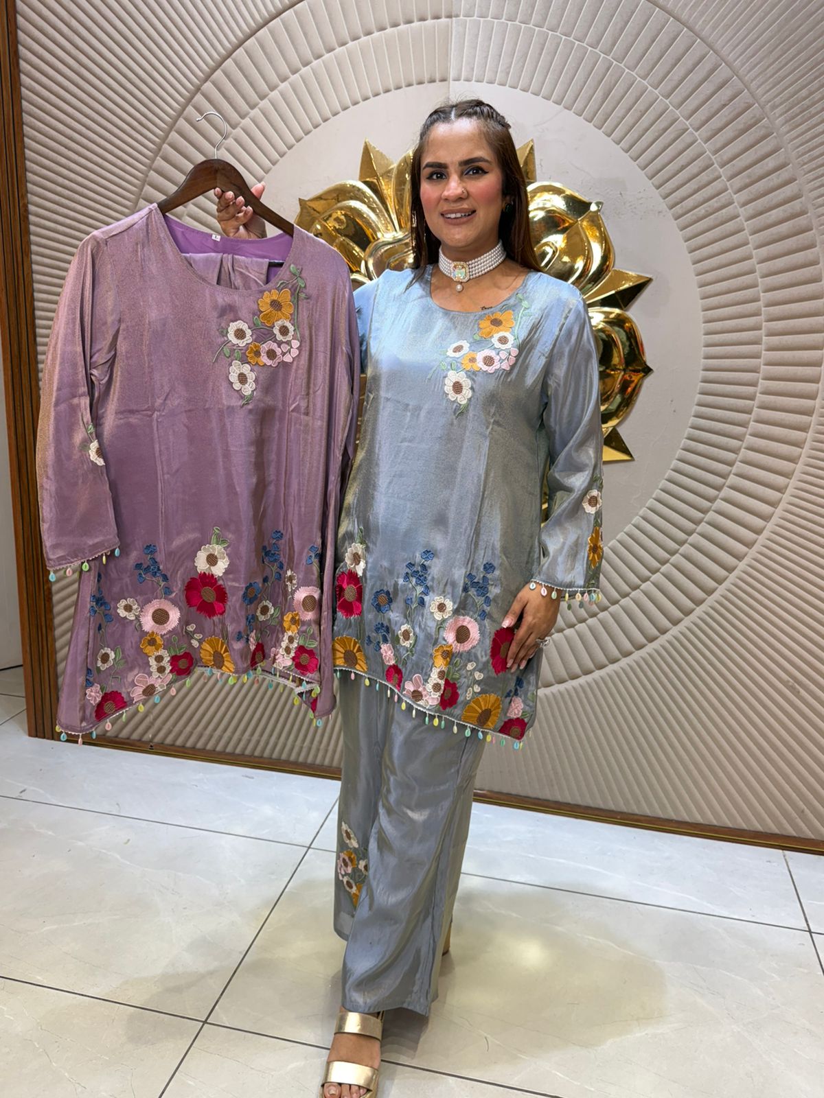 Comfortable Cordset With Embroidered Flowers PC2338