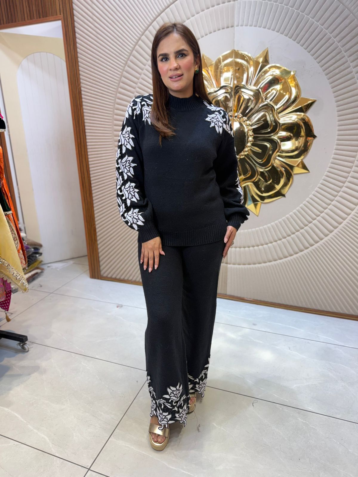 Stunning Winter Co-Ord Set With Floral Work PC2351