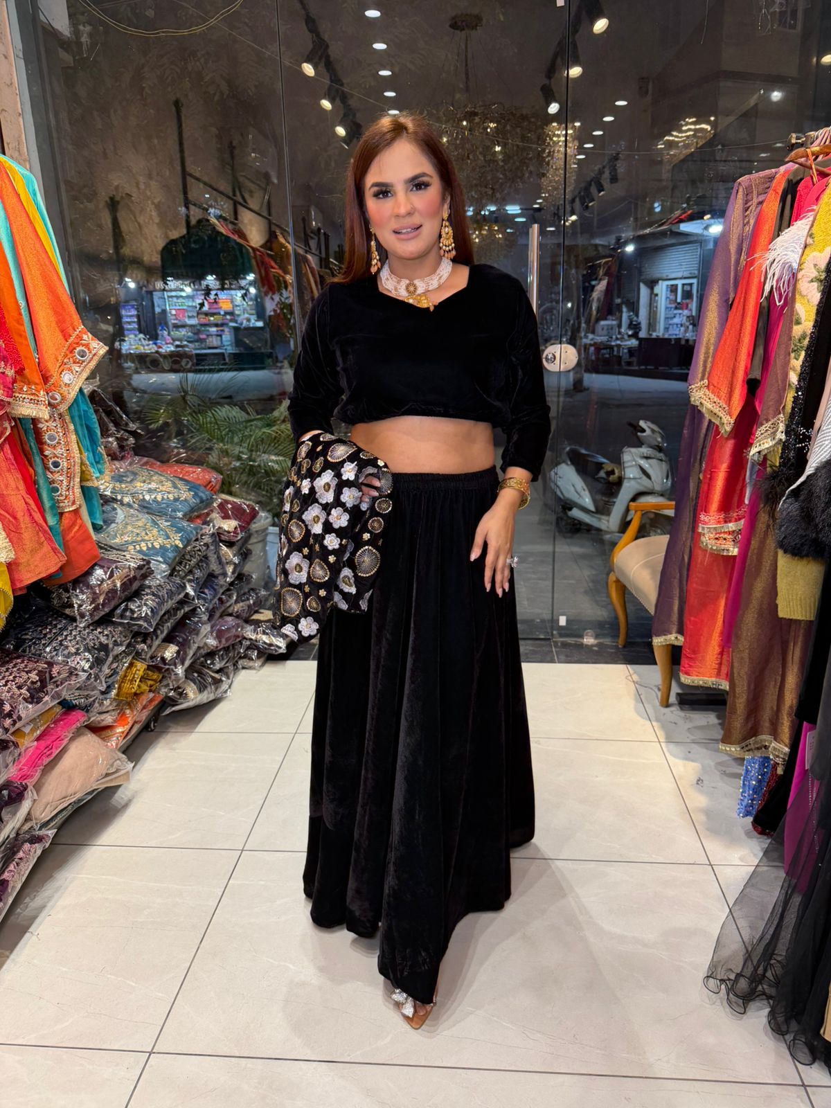 Elegant Velvet 3 pcs Set PC2356