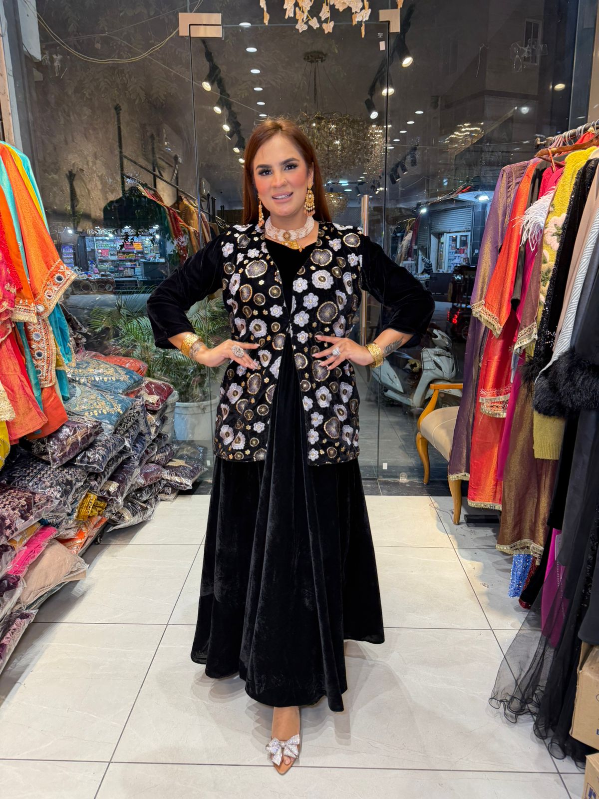 Elegant Velvet 3 pcs Set PC2356