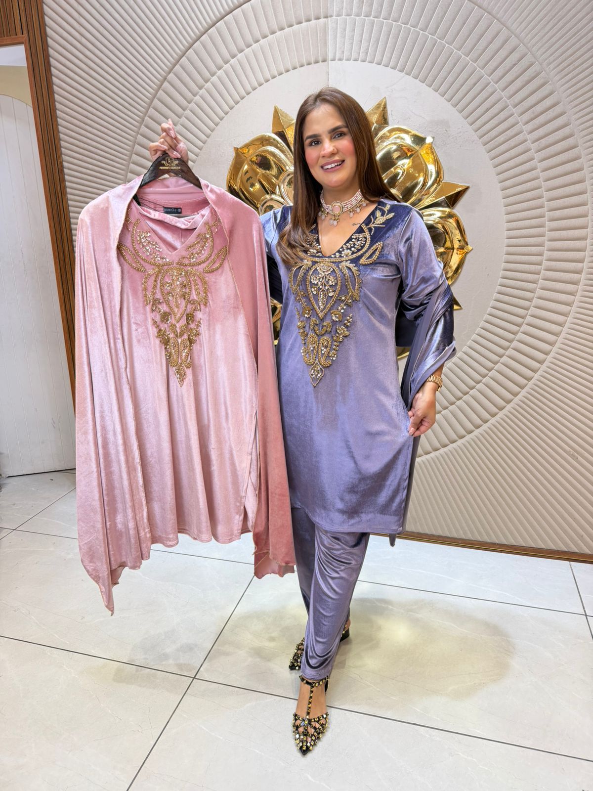 Elegant Silk Suit PC2366