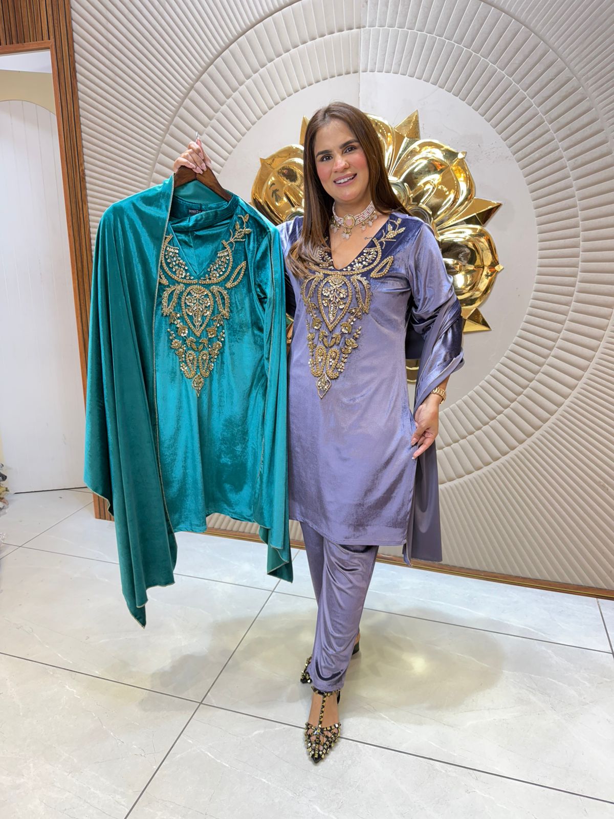 Elegant Silk Suit PC2366