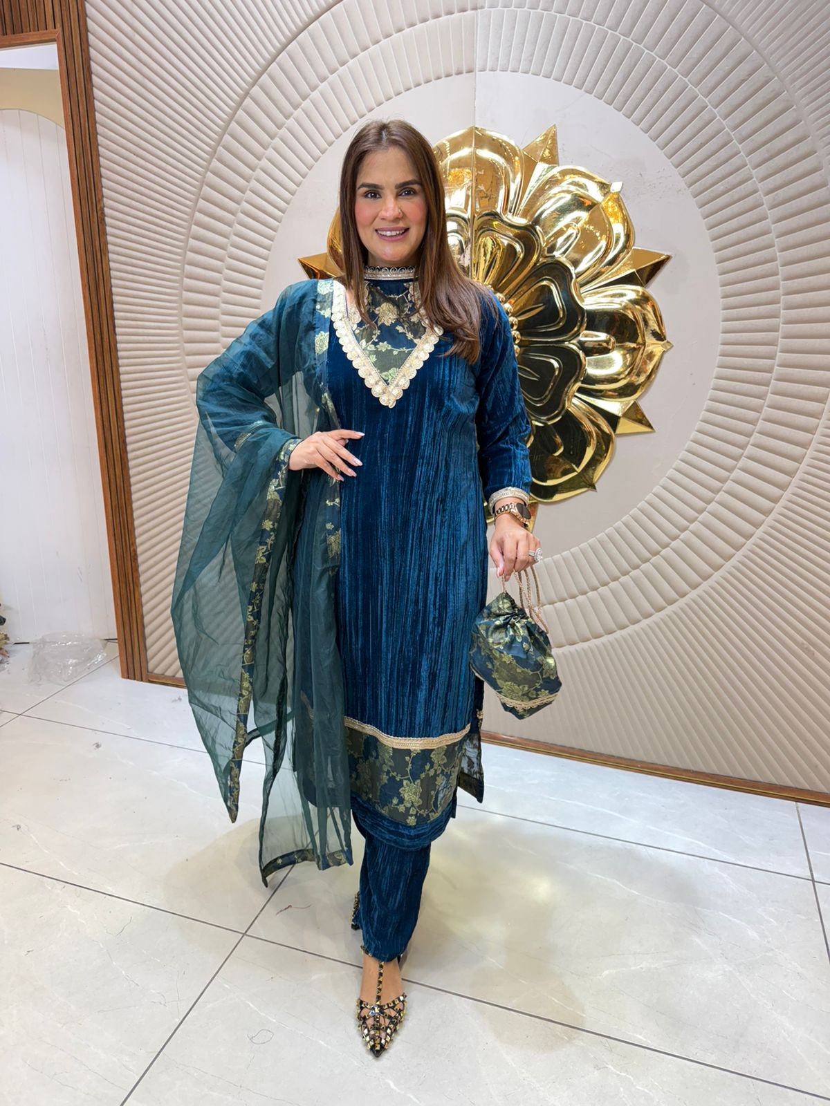 Elegant Vetvet Dress PC2375