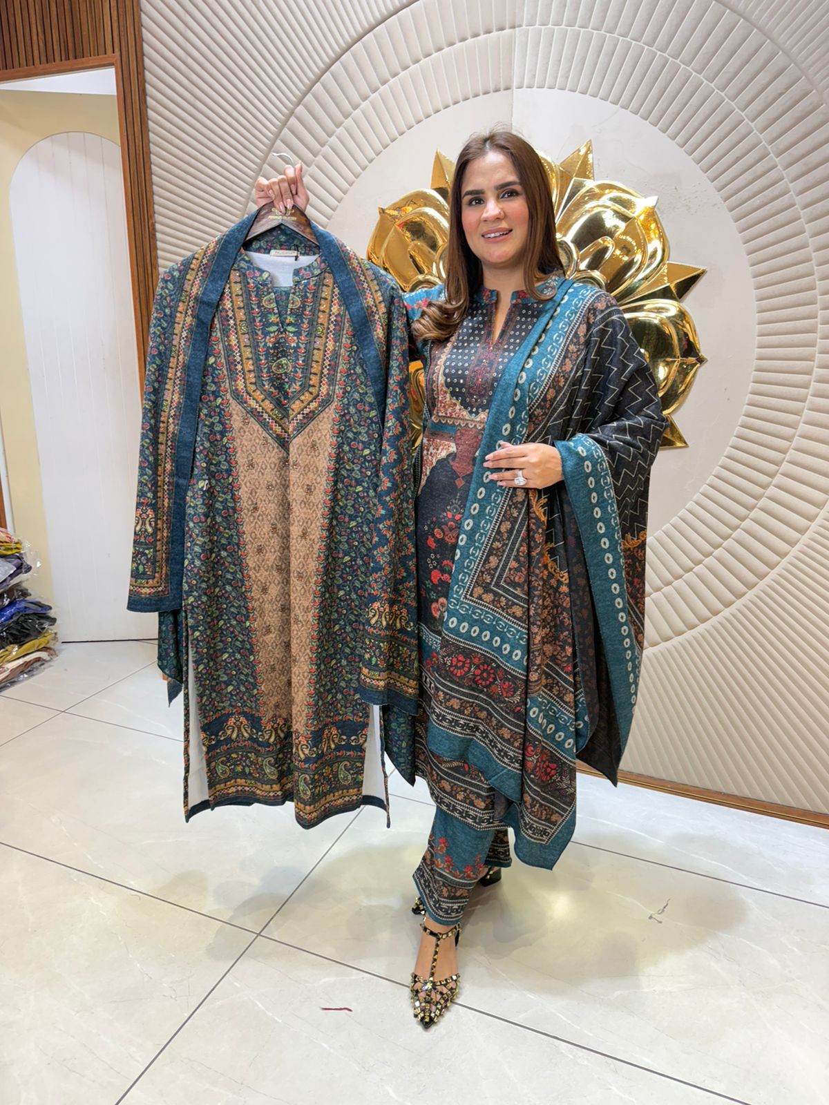 Beautiful Printed Suit PC2382
