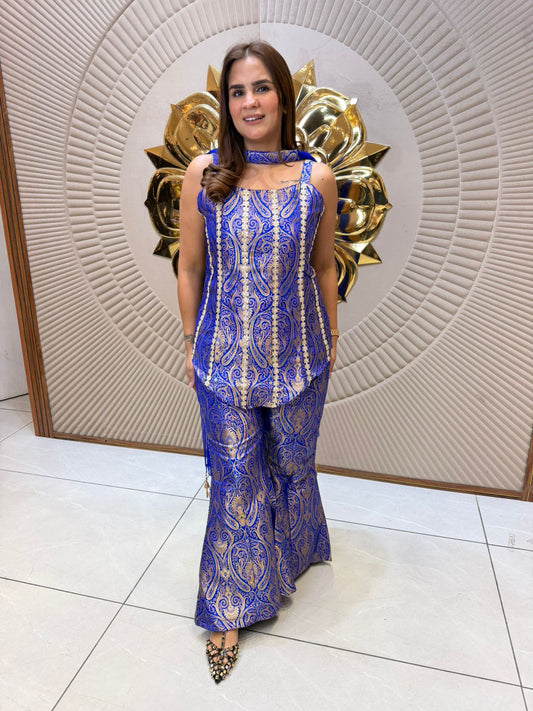 Elegant Suit With Lace Wort on Dupatta PC2387