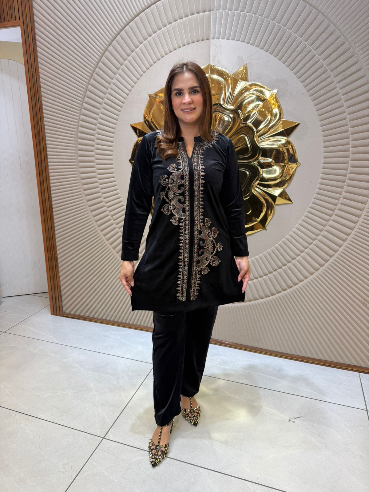 Elegant Warm Suit PC2392