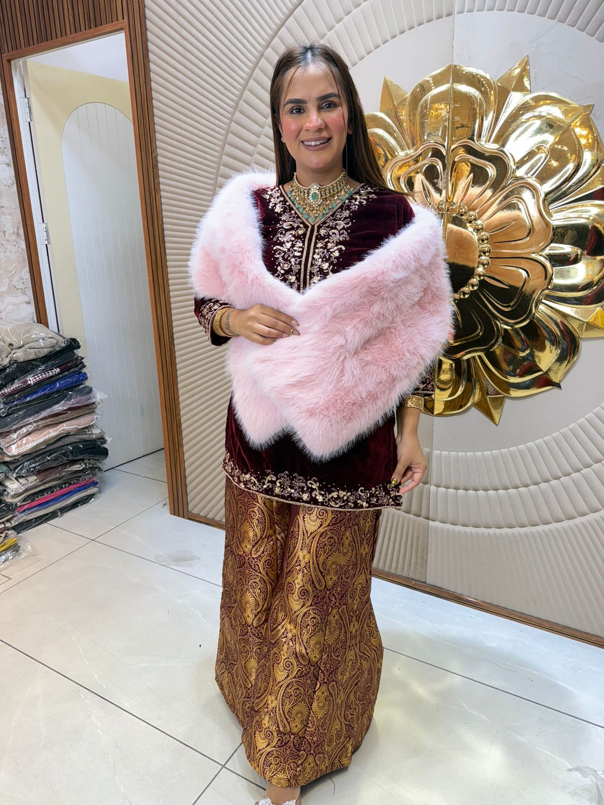 Elegant Velvet Shawl PC2459