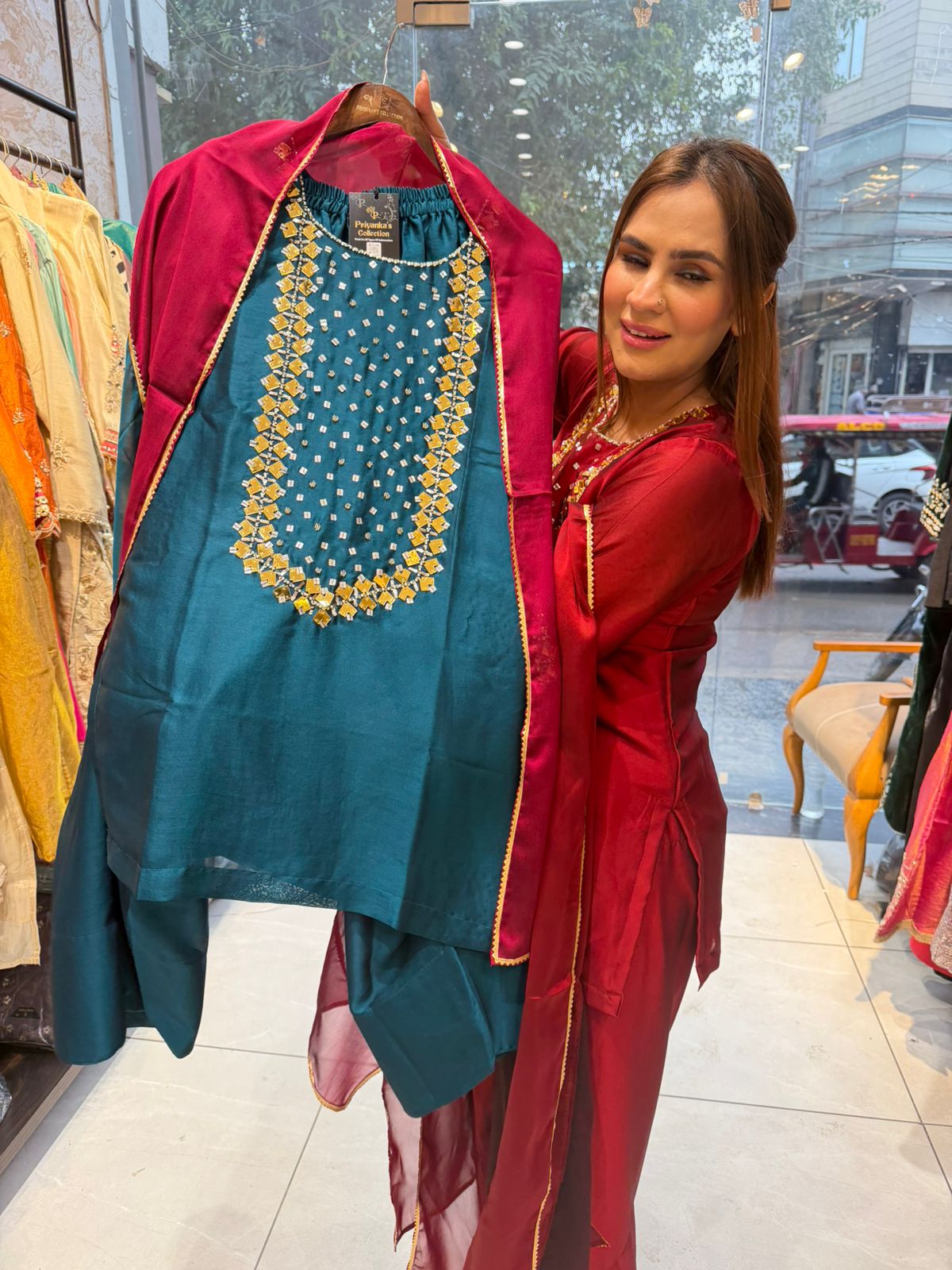 Elegant Suit With Round Neck PC2559