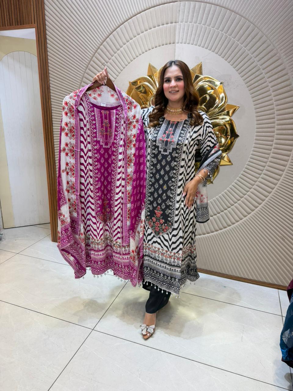 Beautiful Suit With Round Neck Design PC2643