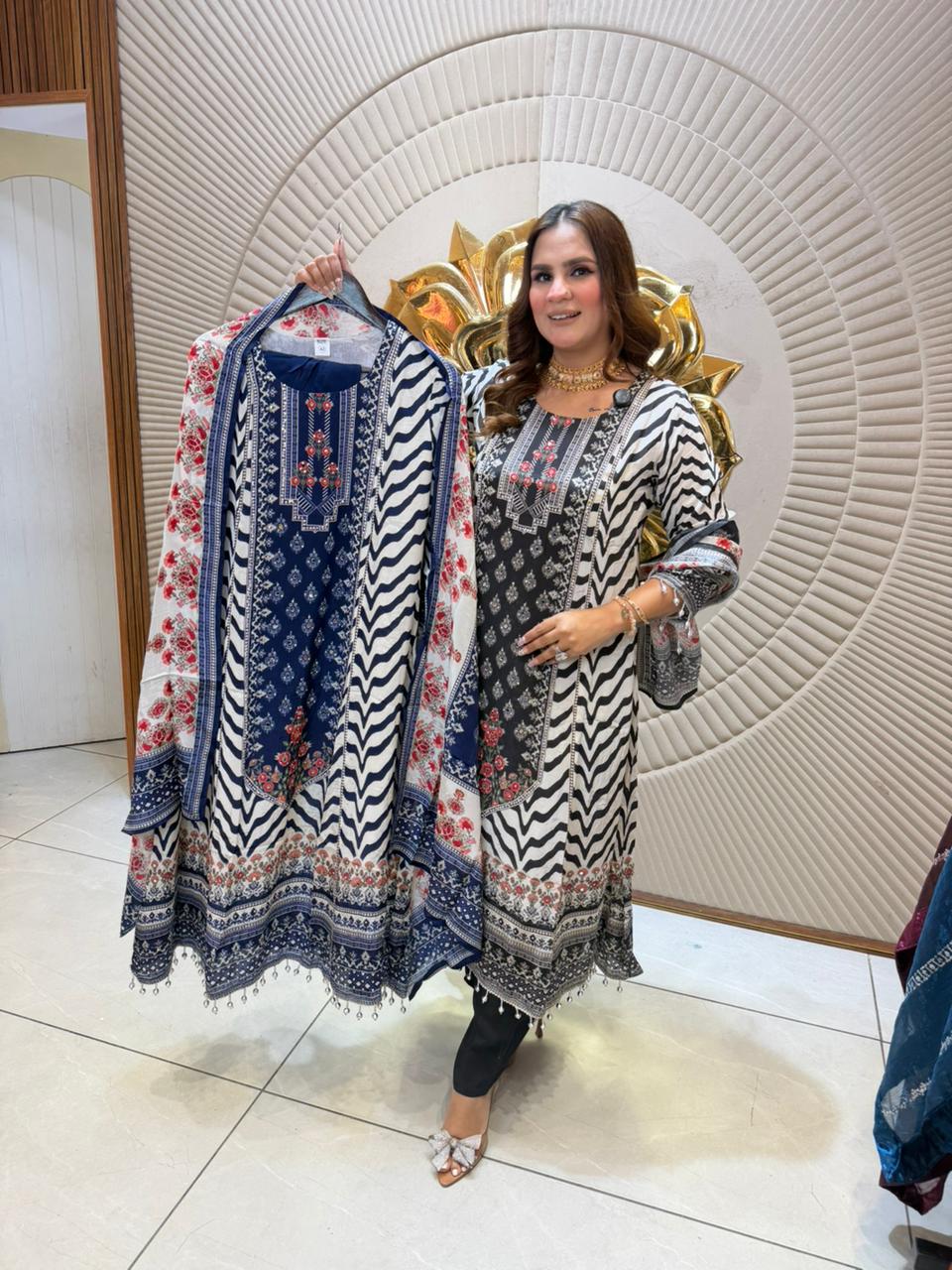 Beautiful Suit With Round Neck Design PC2643