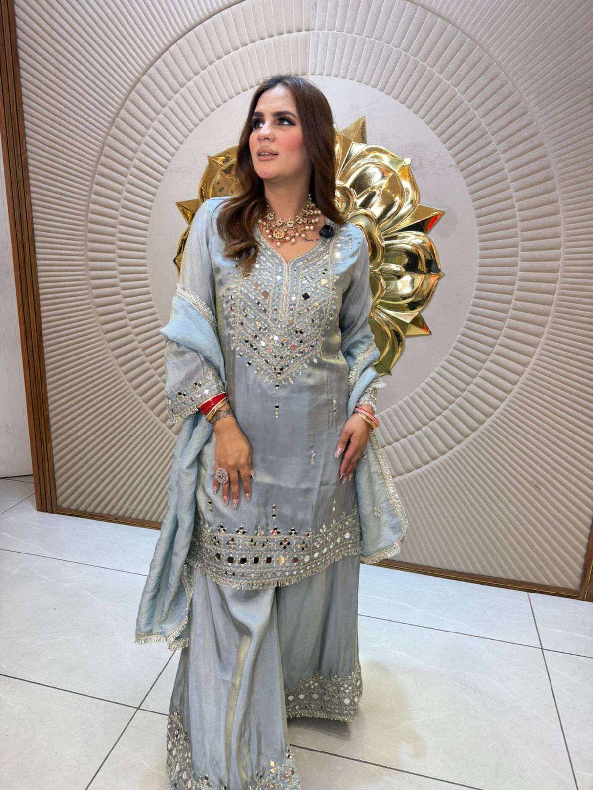 Elegant Heavy Design Suit PC2672