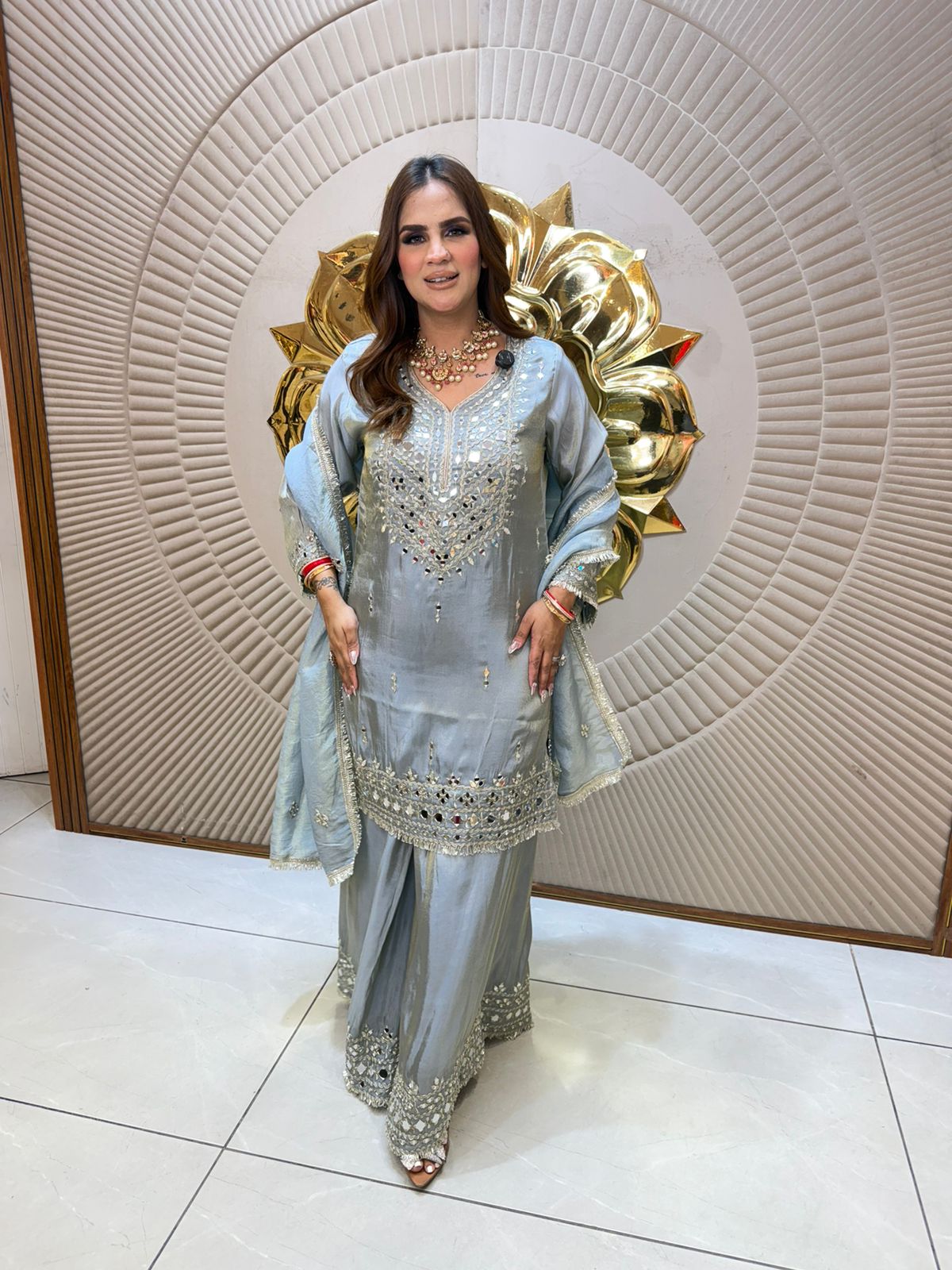 Elegant Heavy Design Suit PC2672