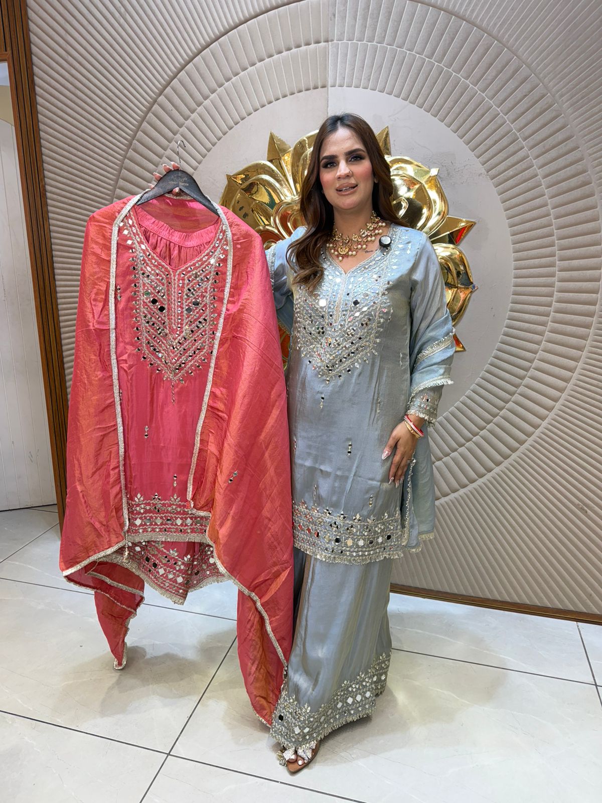 Elegant Heavy Design Suit PC2672