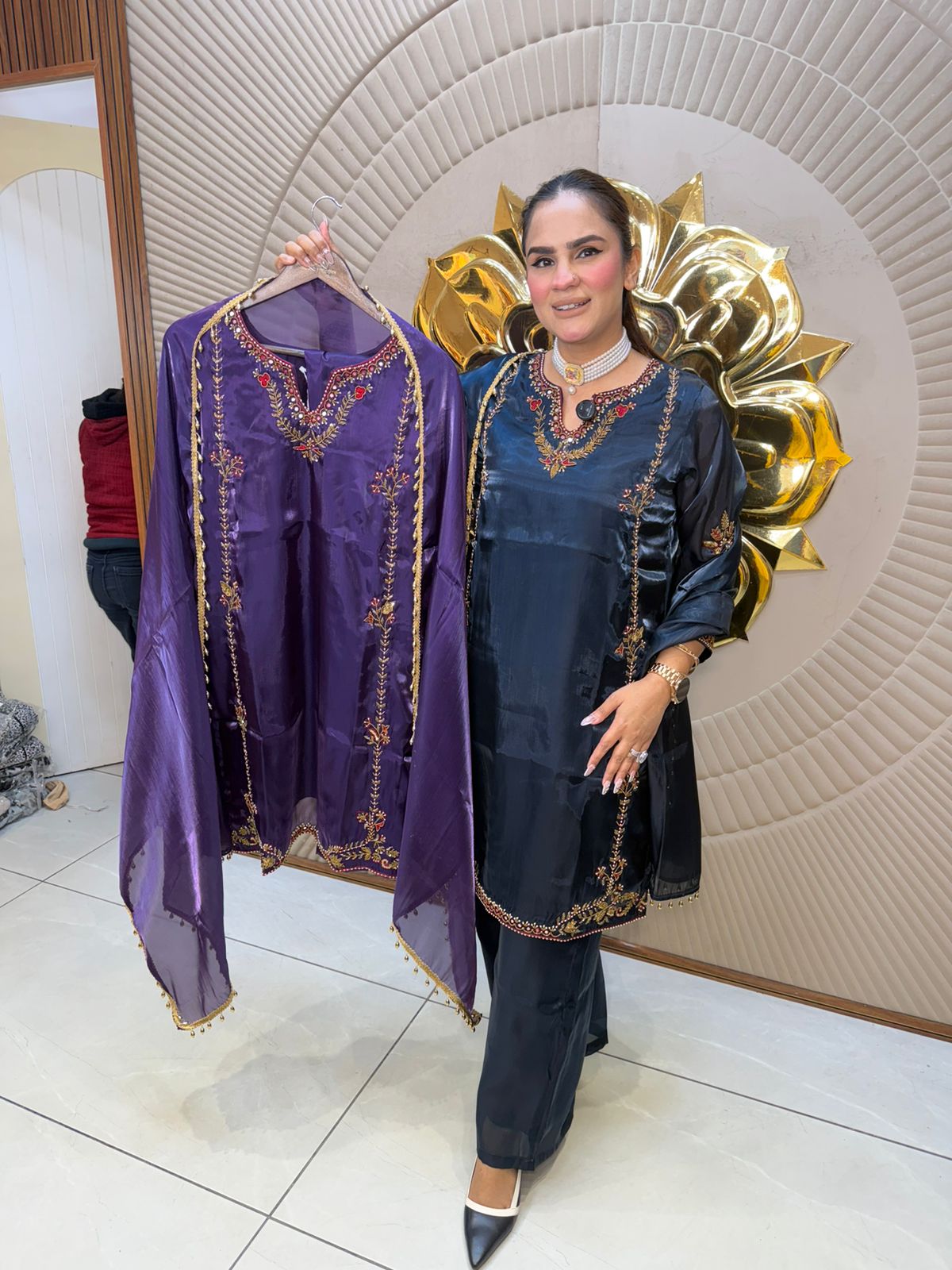 Elegant Suit With Neck Design PC2710