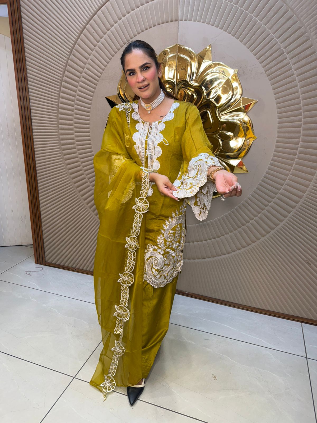 Elegant Suit With Net Dupatta PC2715