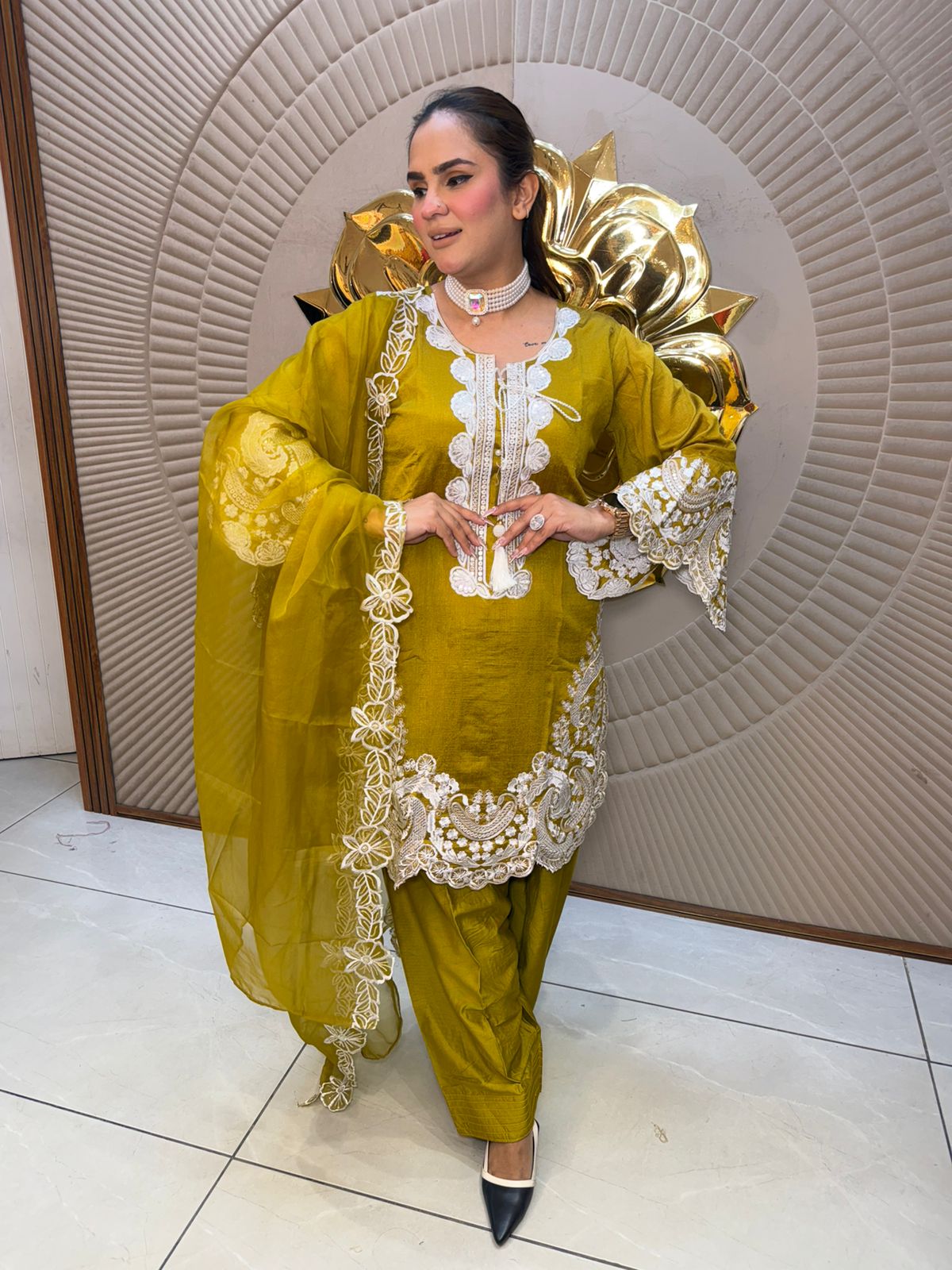 Elegant Suit With Net Dupatta PC2715