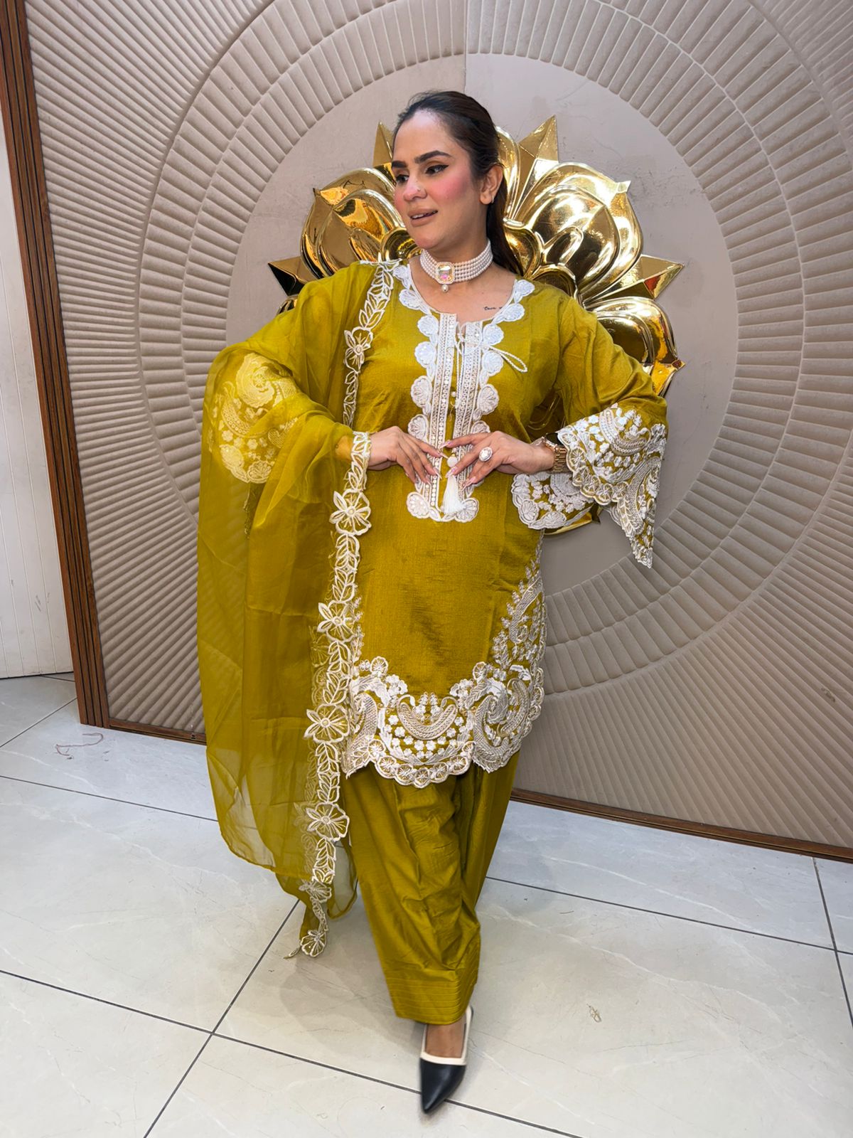 Elegant Suit With Net Dupatta PC2715