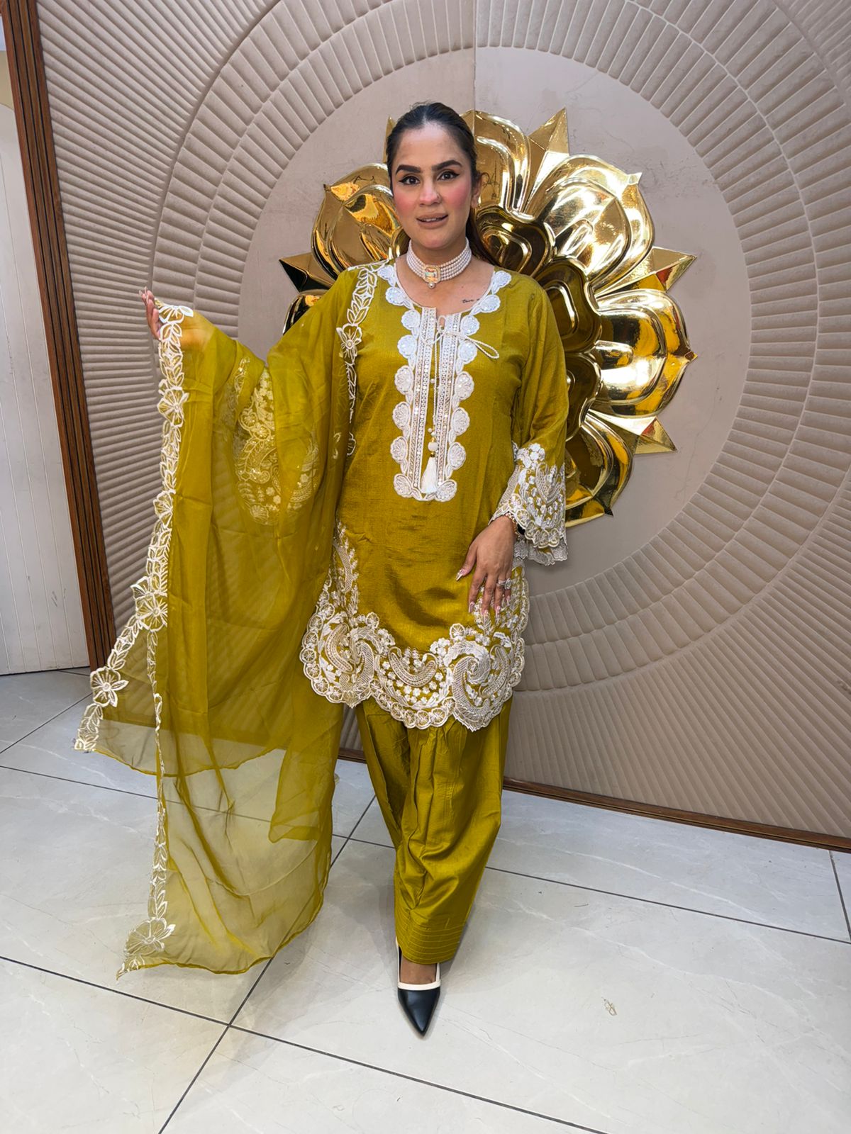 Elegant Suit With Net Dupatta PC2715