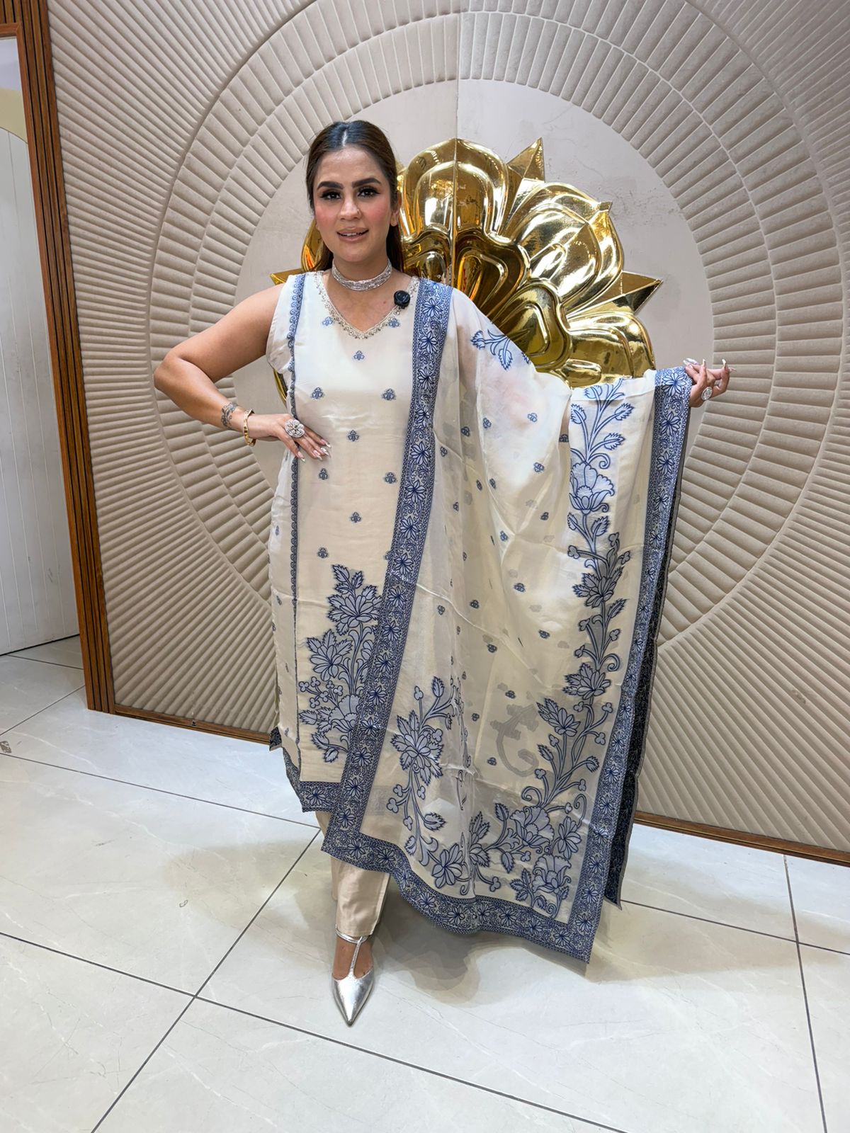 Beautiful Floral Work Suit PC2729