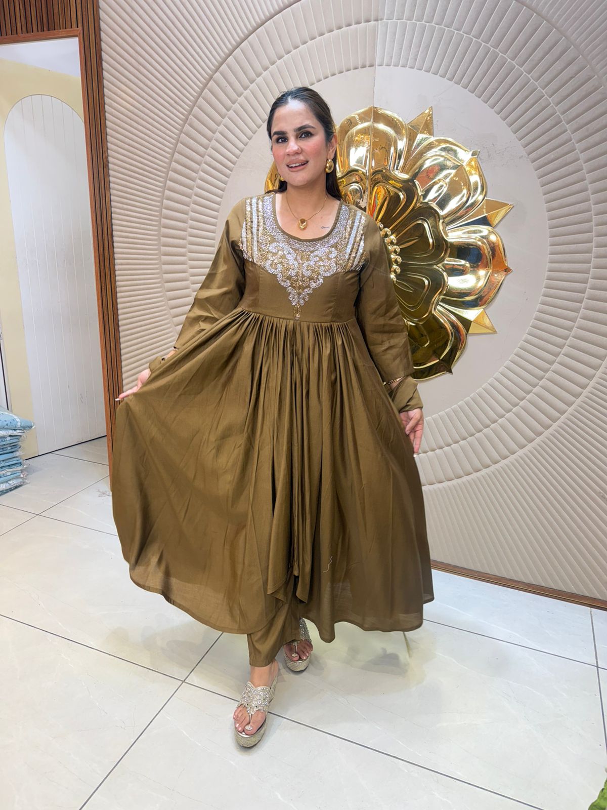 Beautiful Anarkali Suit PC2762