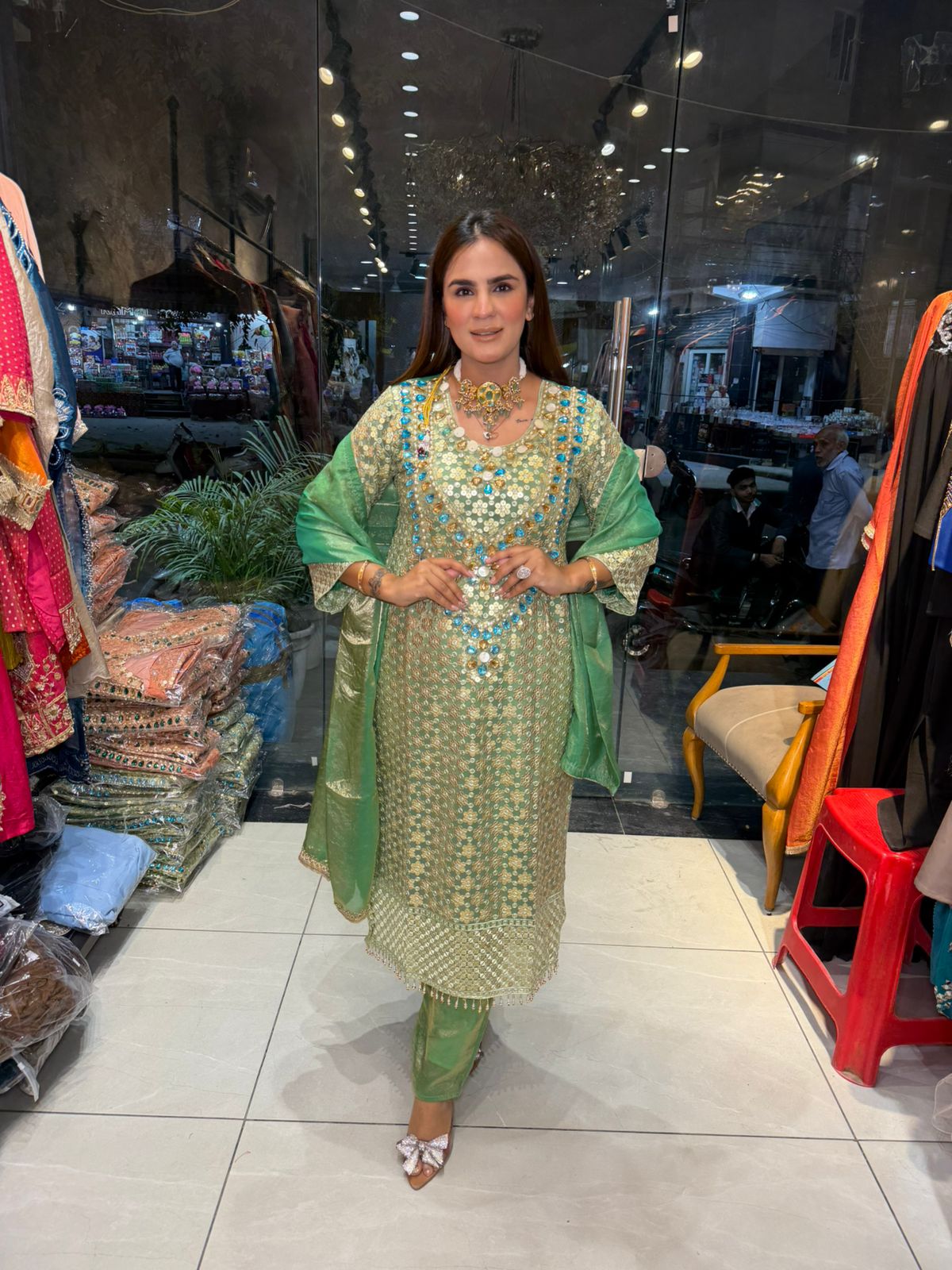 Elegant Small Flower Design Suit PC2805