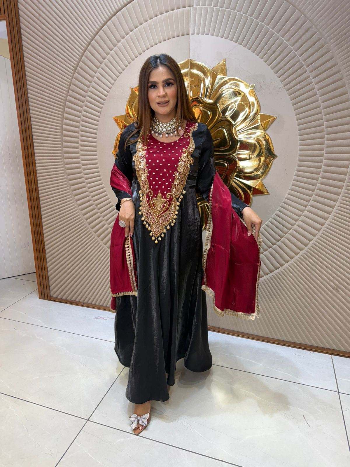 Beautiful Long Suit With Neck Design PC2809