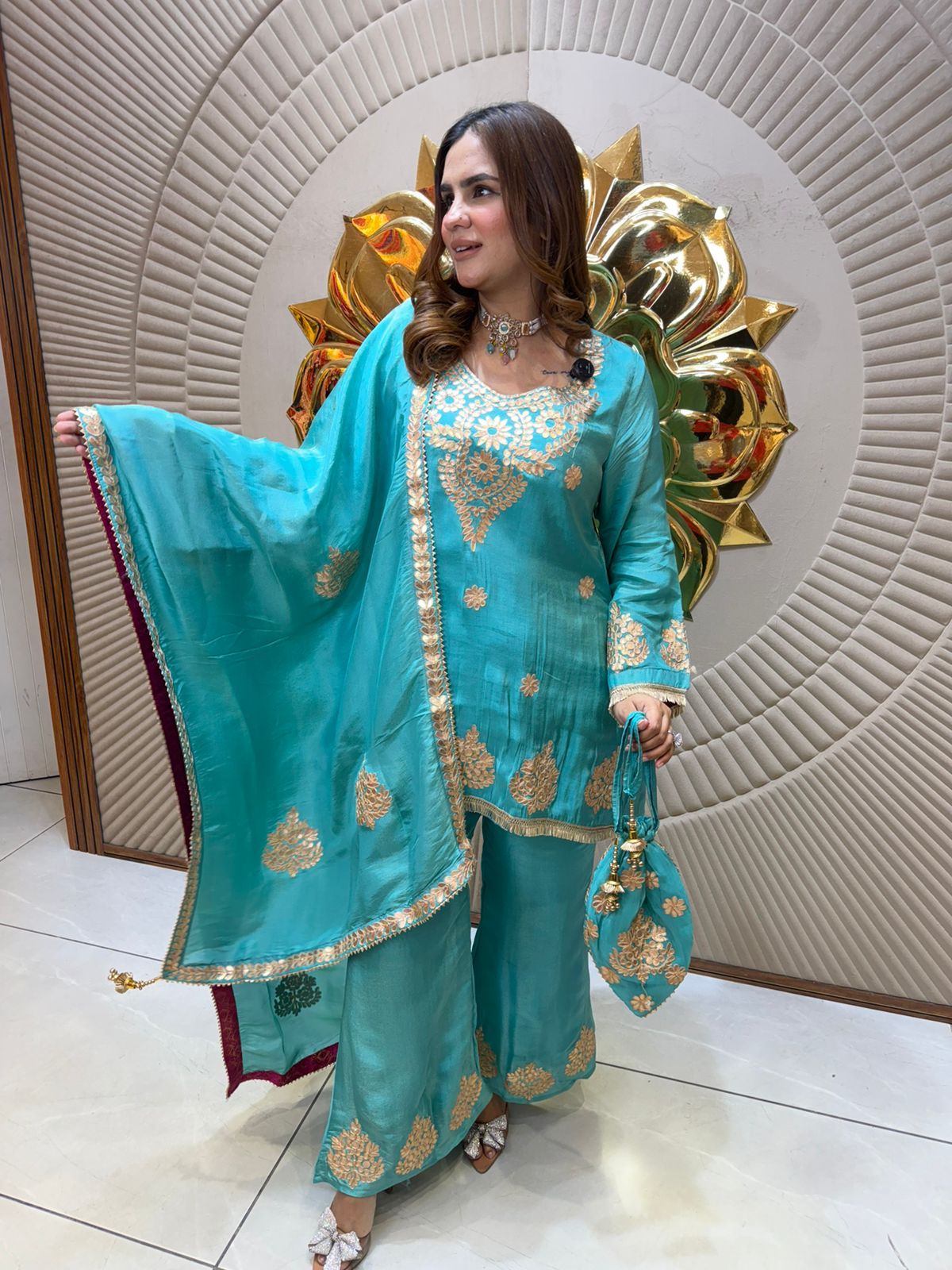 Beautiful Plazzo Suit With Potli PC2820