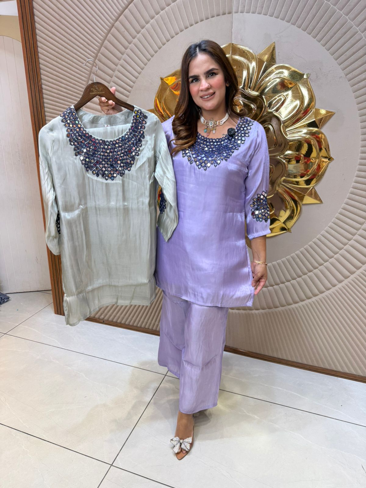 Elegant Suit With Neck Design PC2822