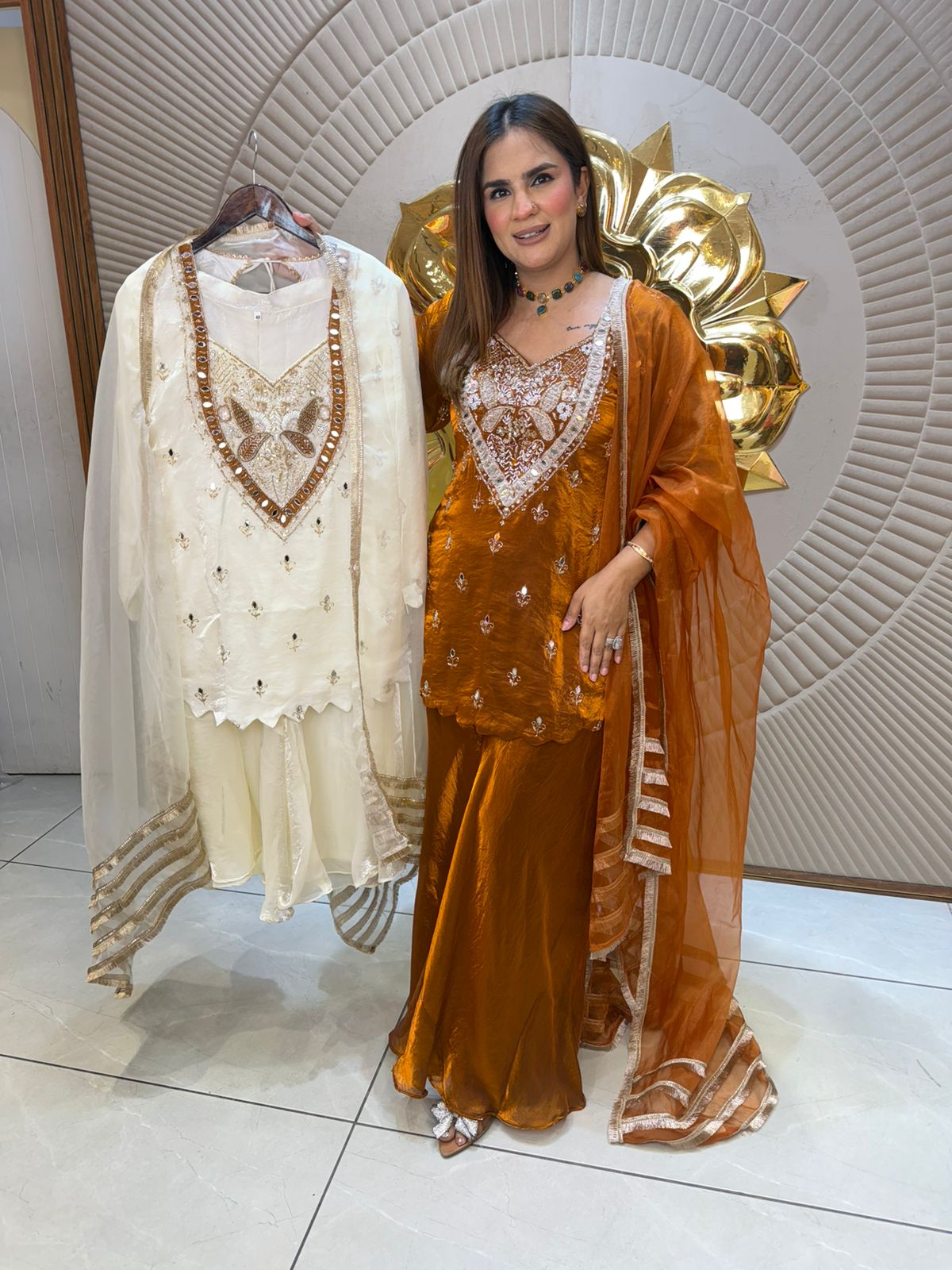 Elegant Velvet Suit PC2838