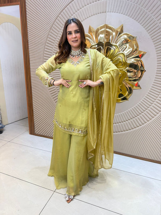 Beautiful Floral Plazzo Suit PC2625