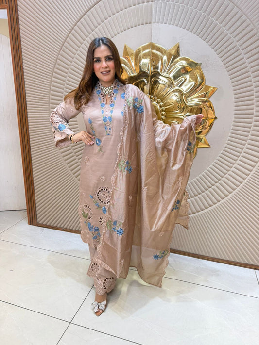 Gorgeous Laser Cut Suit PC2627