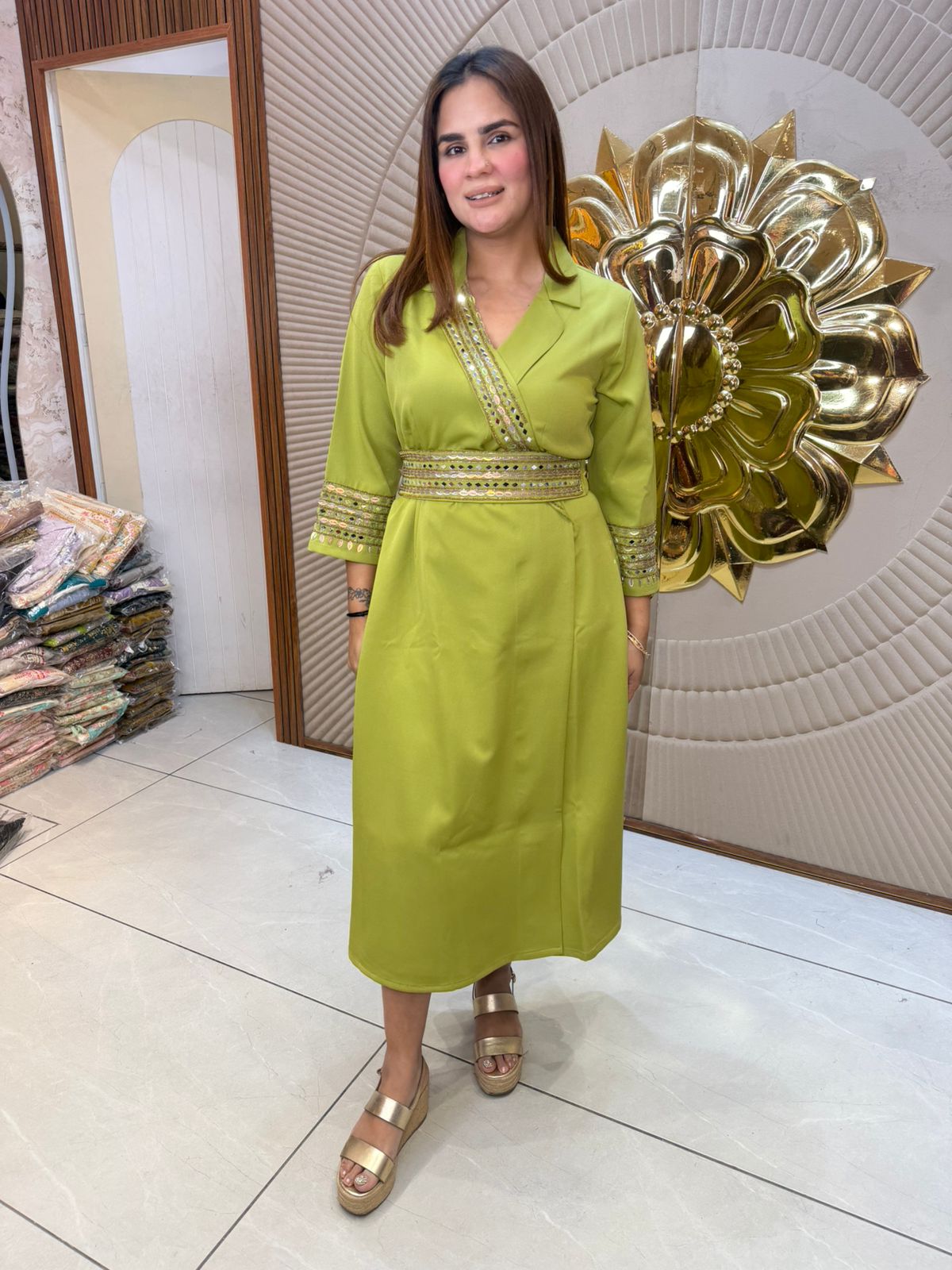 Beautiful Dress With Belt PC2658