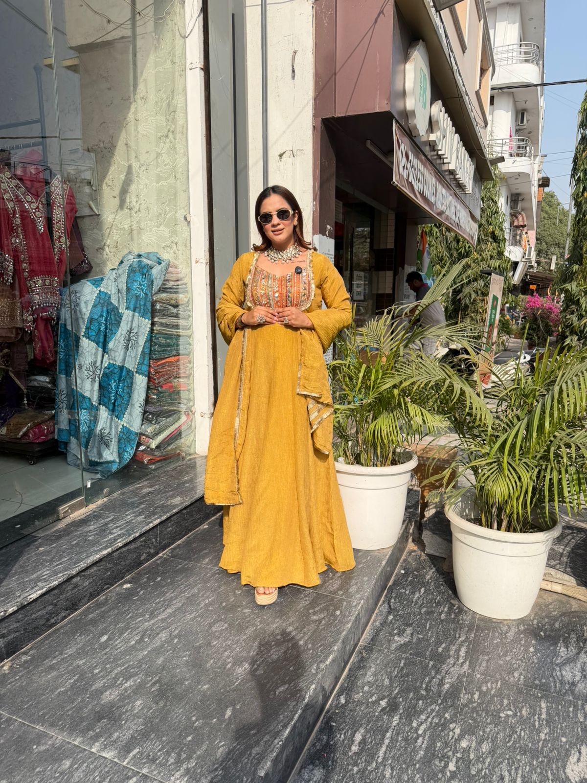 Stunning 3pc Long Suit PC2661