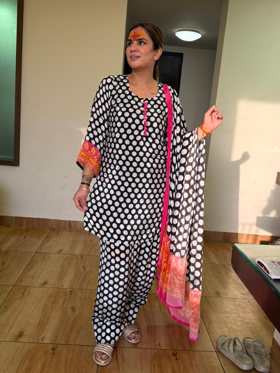 Stunning Polka Dots Print Suit PC2673