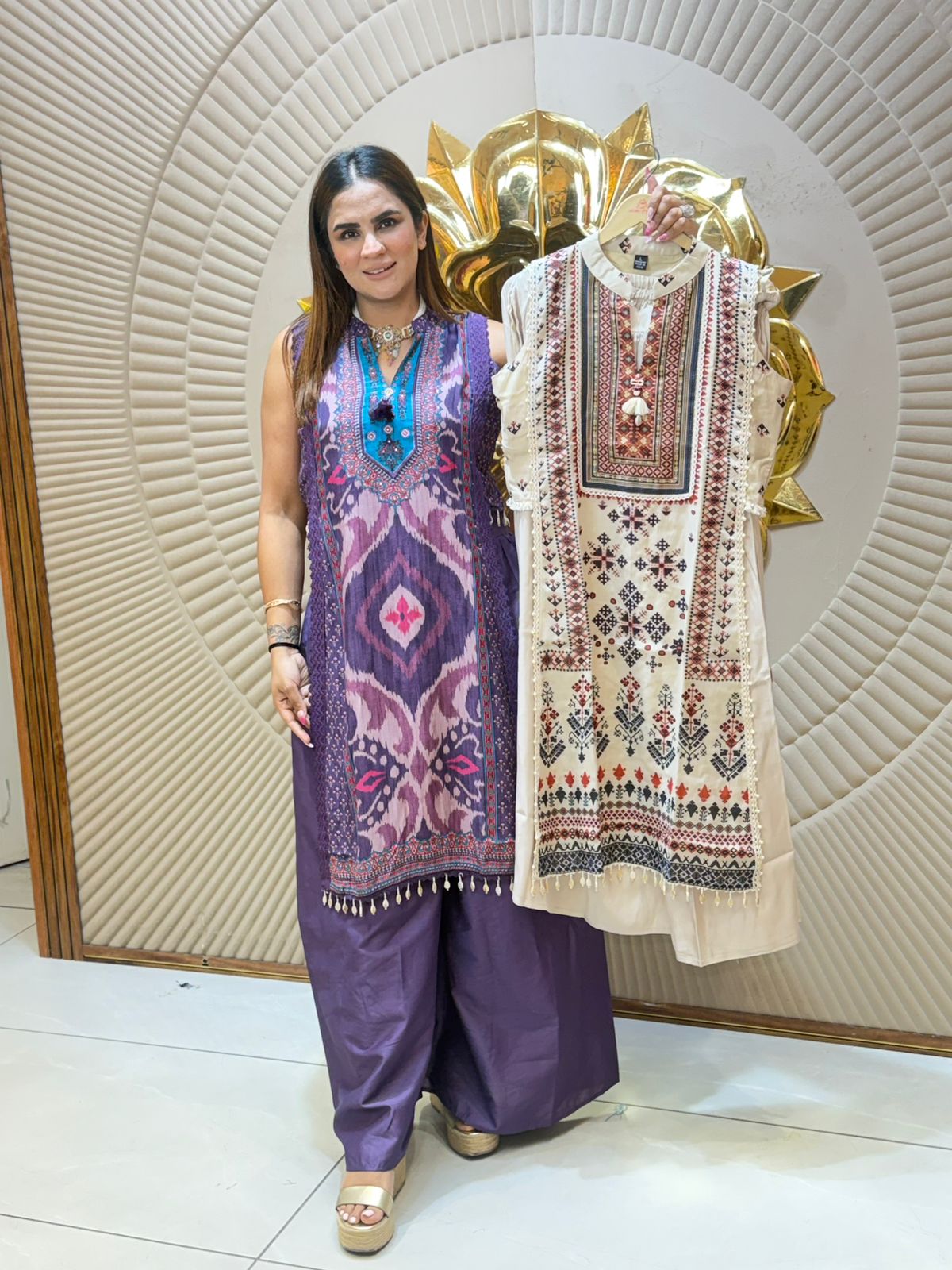 Beautiful Pattern Print Suit PC2740