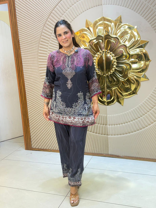 Beautiful Pattern Print Suit PC2894