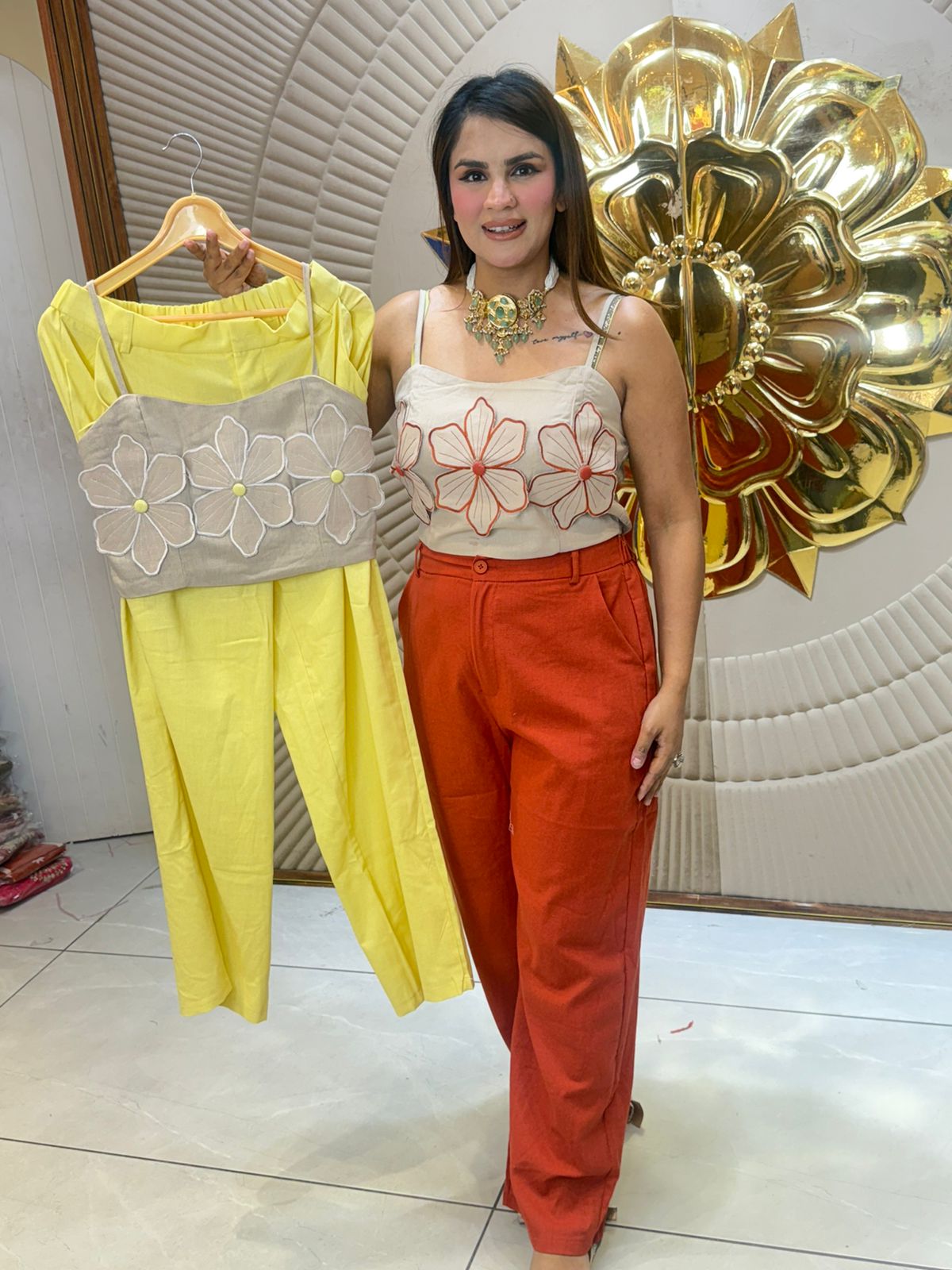 Beautiful 3D Flower Top With Pant PC2914